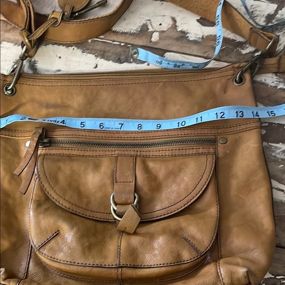 Fossil Tan Leather Crossbody Bag with Adjustable Strap - Picture 11 of 13